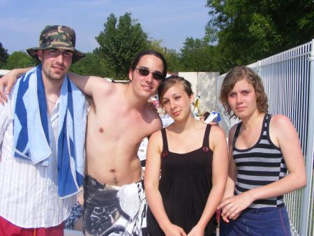 F@b d p@sS@g à AvRiLLé ==> I LoV mY bRoThrS, NiN@ and M@Ri...